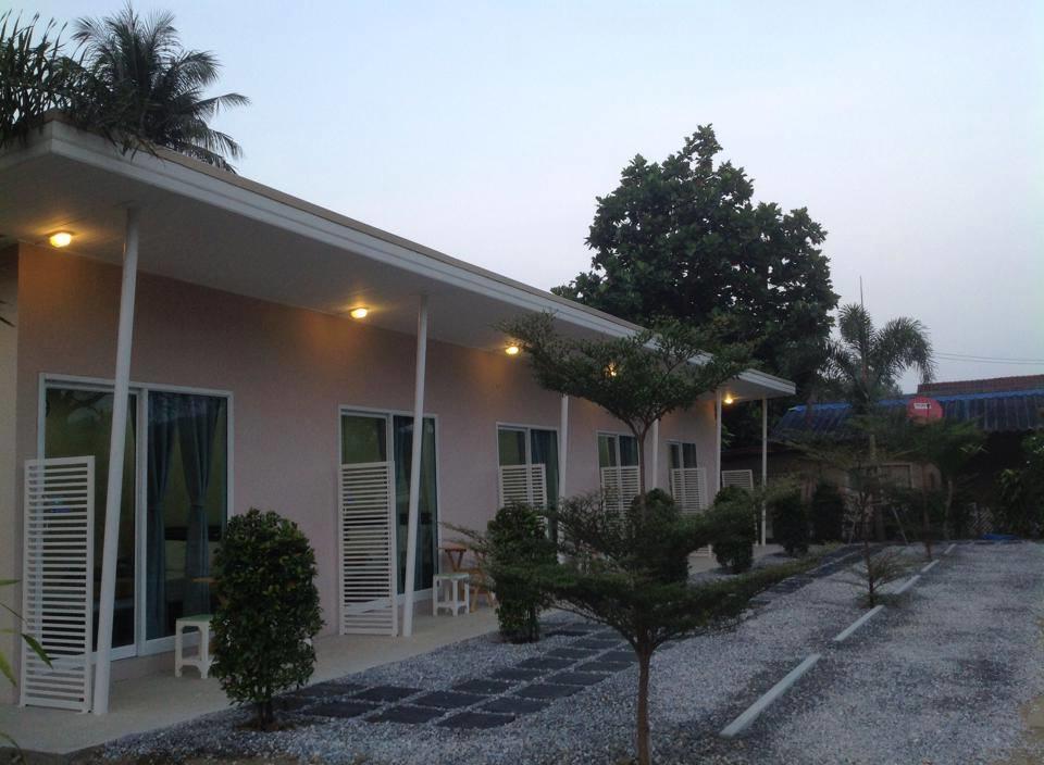 Baan Chan Suan Nong Nam Daeng Exterior photo